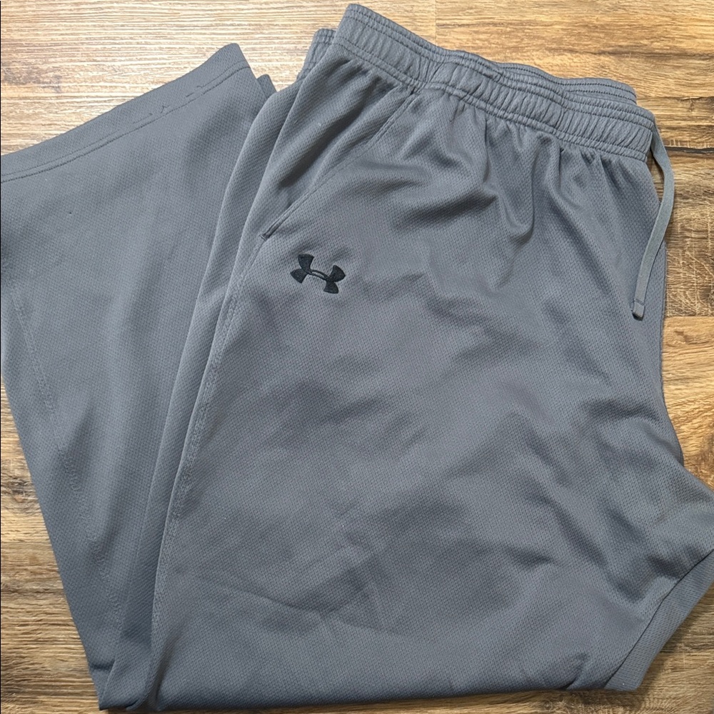 Under Armour Men's Charcoal Joggers